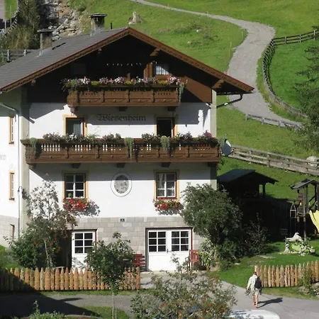 Apartments Ferienhaus Ortner Фермерский дом